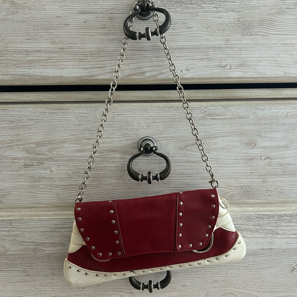 Black and Red Vintage Purse